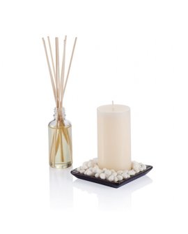 Diffuser and candle set Diffuser and candle set